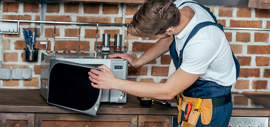 In-Home Microwave Repair in Sanford